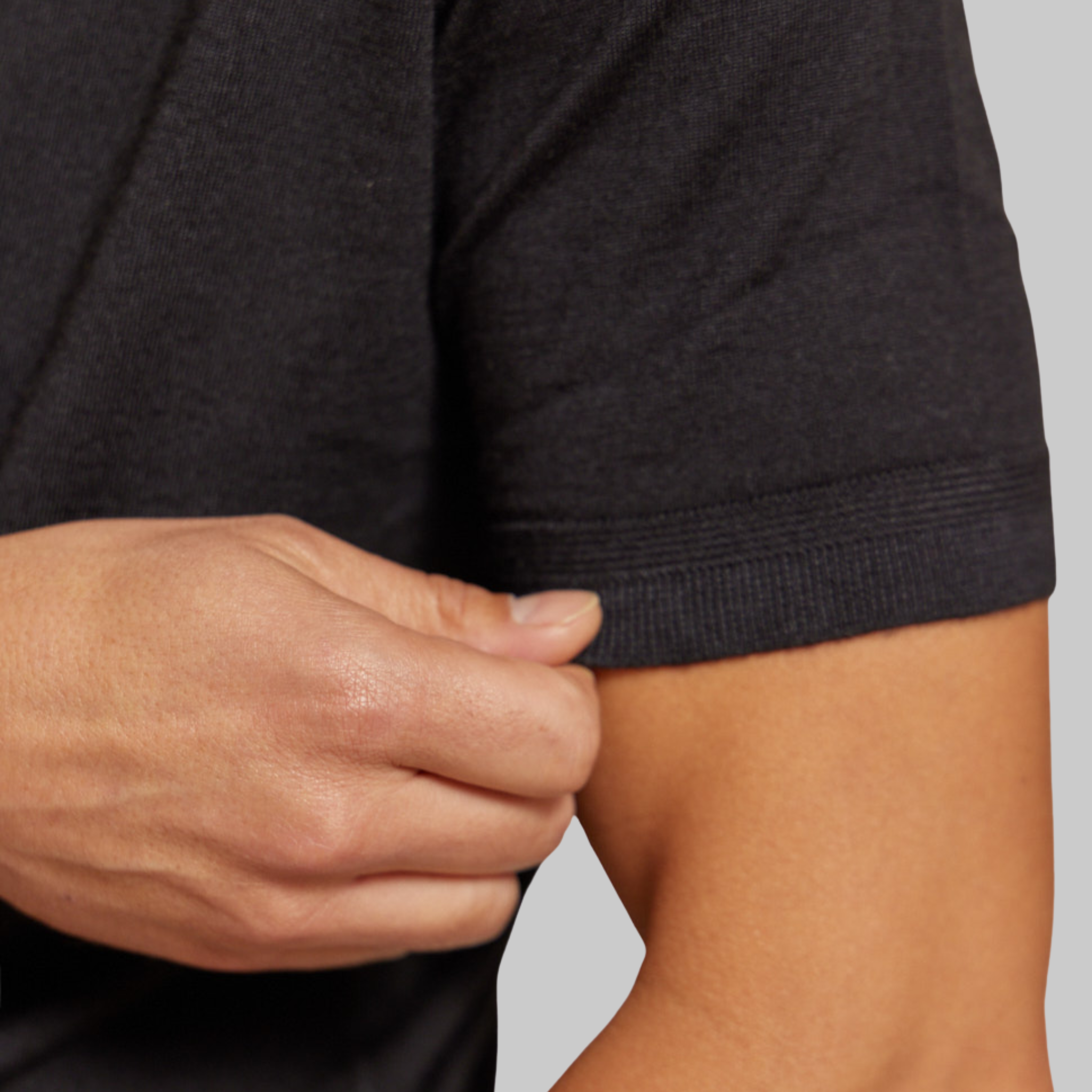 The Cillian - SS Lightweight MERINOmax Polo - Black