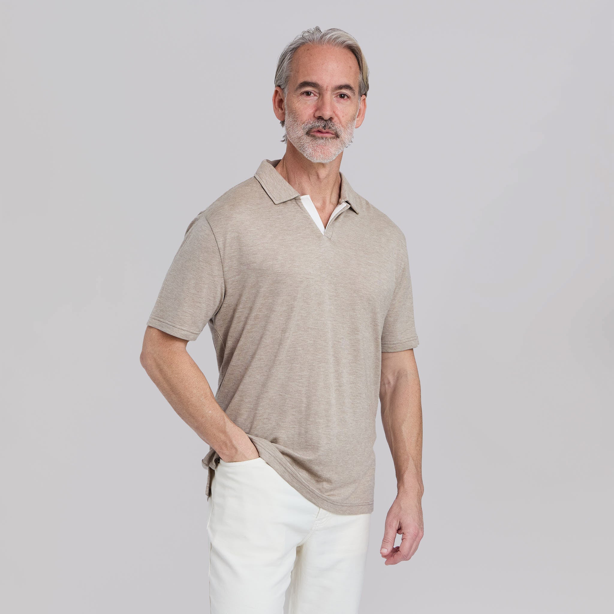 The Everett - Double Placket Johnny Collar Polo - Taupe/White